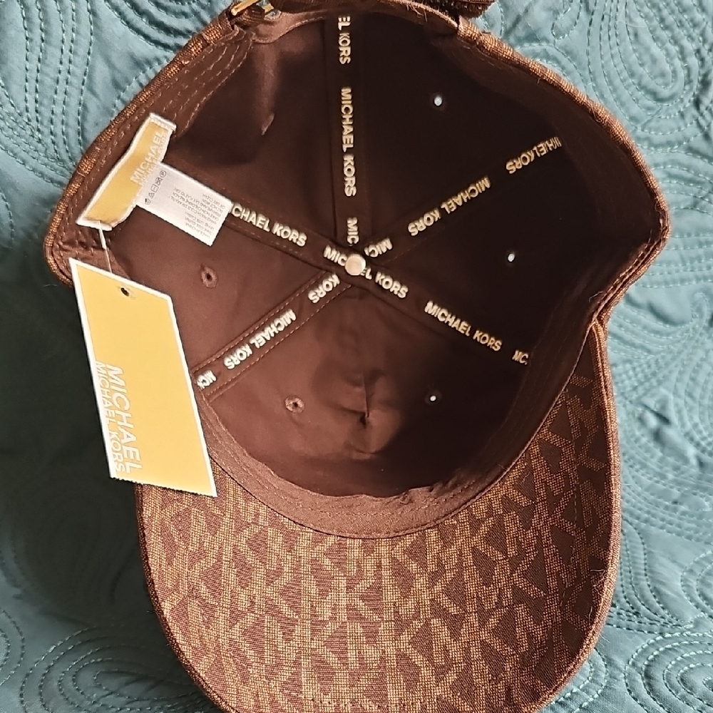 Michael Kors Brown Quilted Hat with Classic Curved Brim NWT - Picture 5 of 5